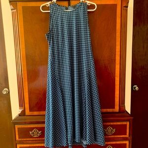 Lightweight fit and flare dress